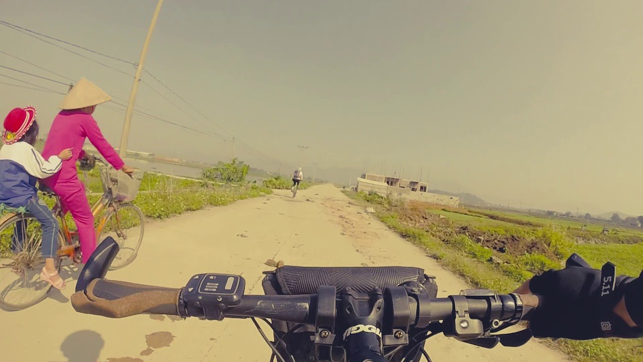 Ninh Binh Bike Tour: Hoa Lu, Tam Coc, Kenh Ga 2 Days